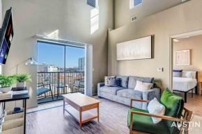 Space for 8 Near Downtown Easy Walk to UT Campus